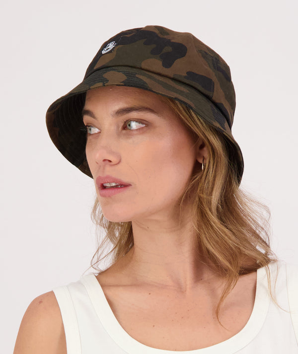 Swanni Camo Bucket Hat